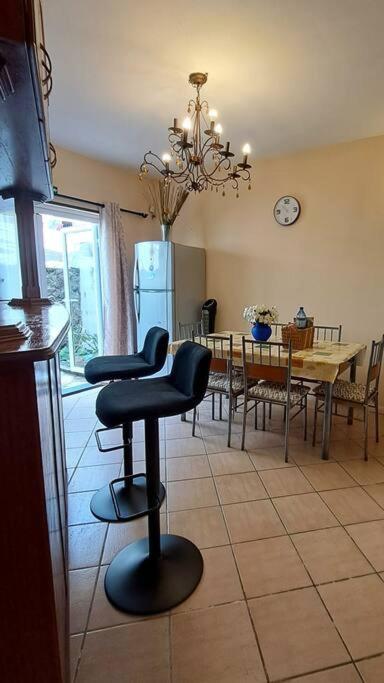 Sunshine Luxurious Villa:4 Mins Walk From Beach Flic-en-Flacq Zewnętrze zdjęcie