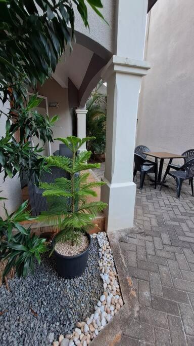 Sunshine Luxurious Villa:4 Mins Walk From Beach Flic-en-Flacq Zewnętrze zdjęcie