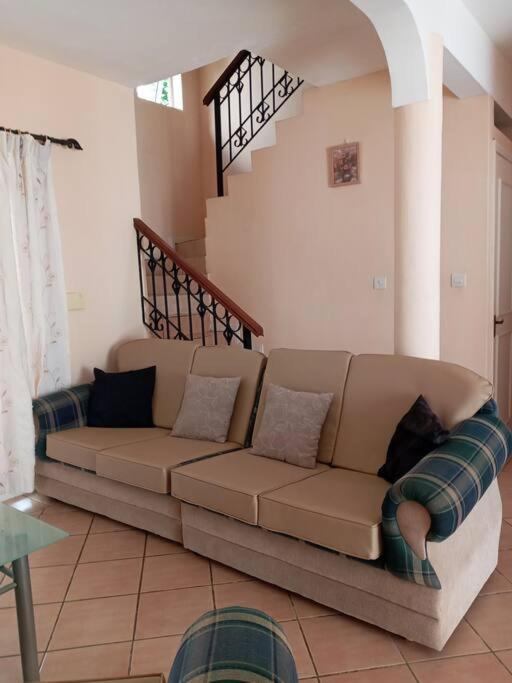 Sunshine Luxurious Villa:4 Mins Walk From Beach Flic-en-Flacq Zewnętrze zdjęcie